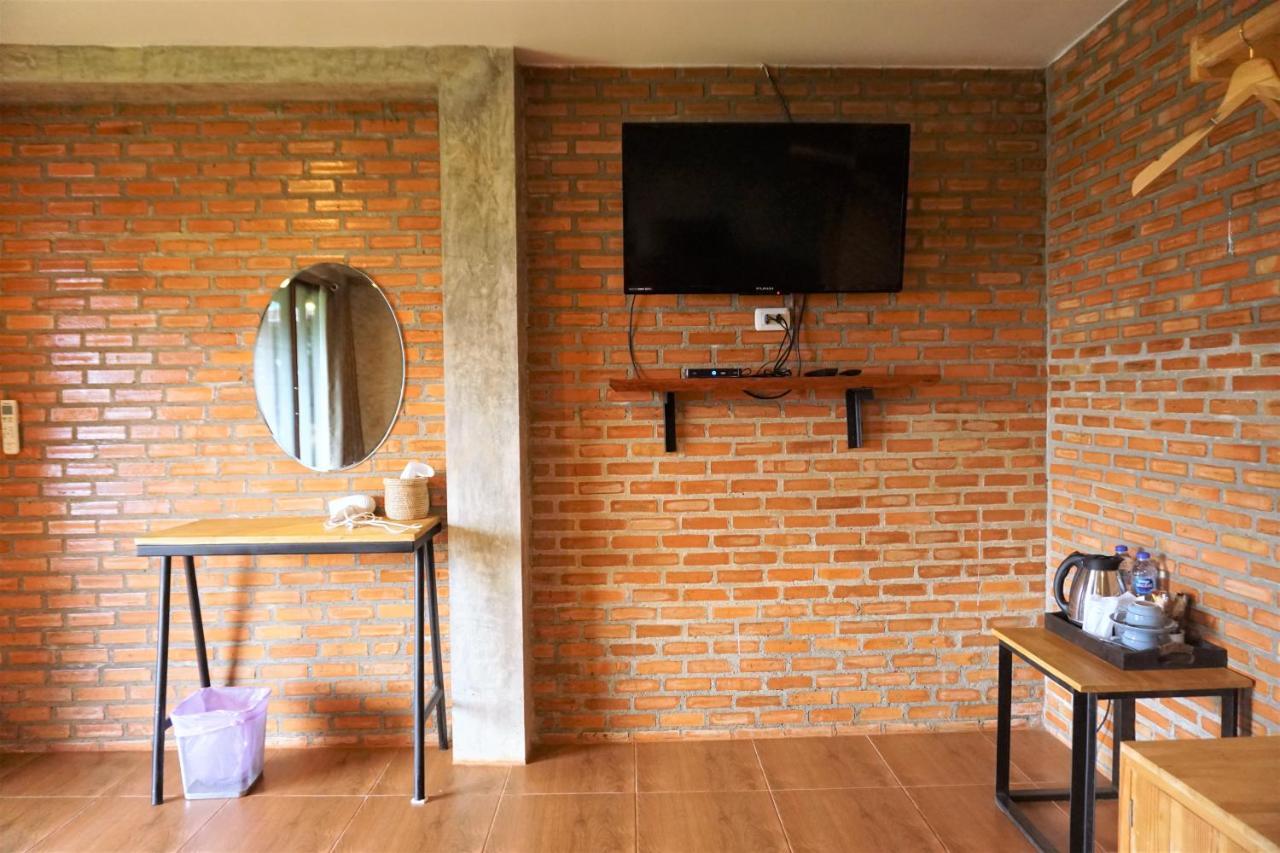 Bann Suan Maya Mae Rim Ngoại thất bức ảnh