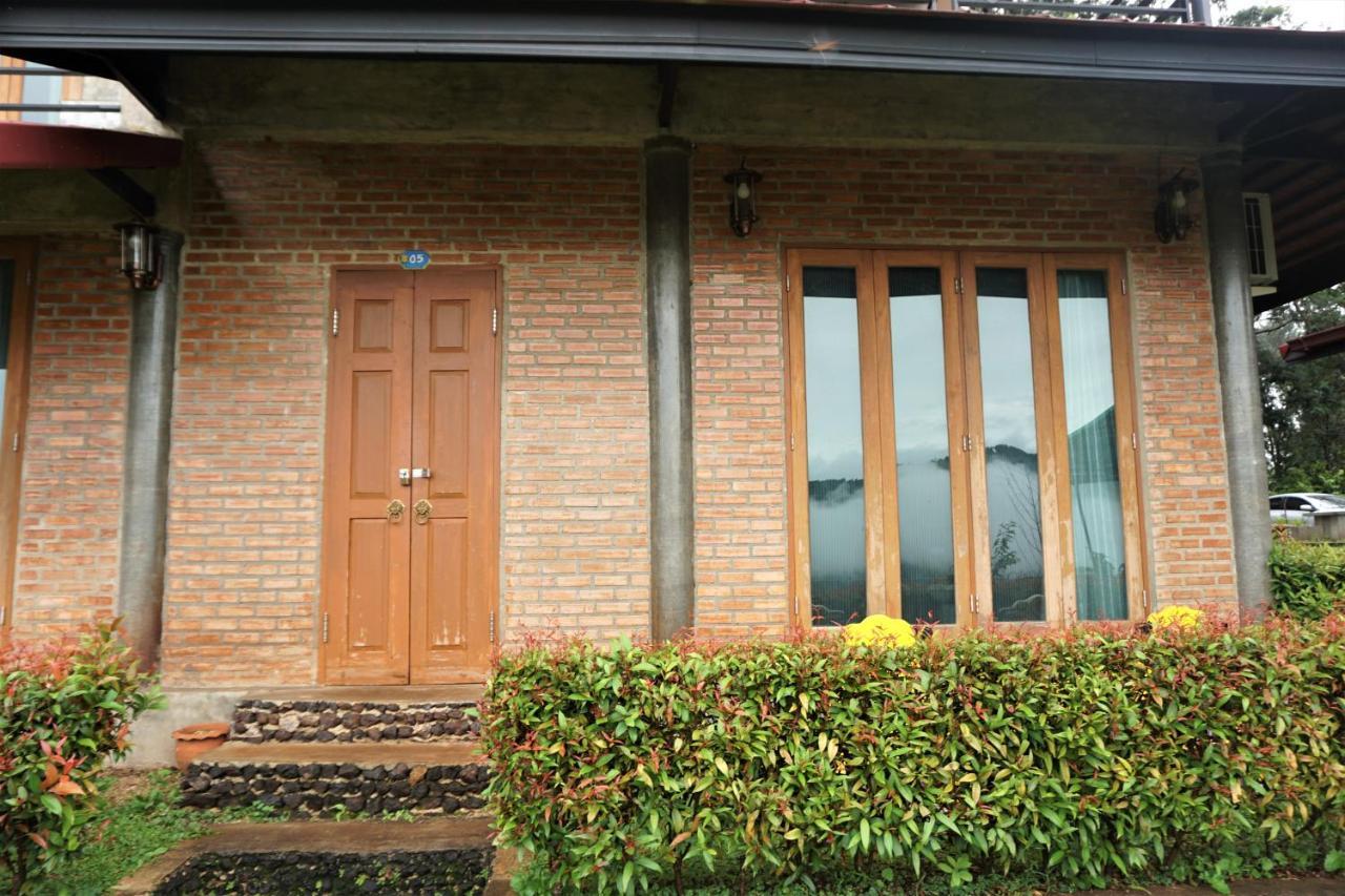 Bann Suan Maya Mae Rim Ngoại thất bức ảnh